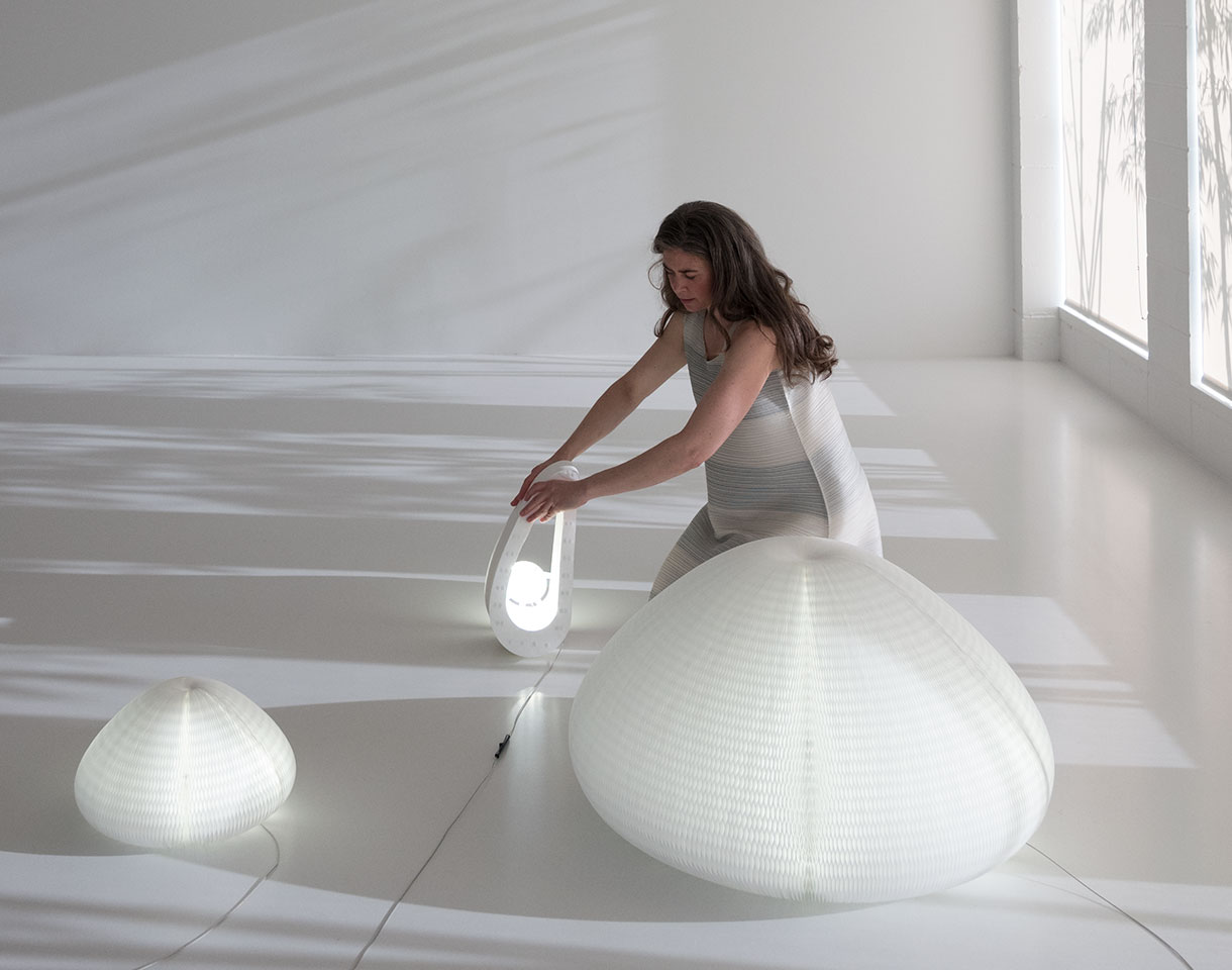 urchin softlight - Shape Shifting Lamp Lights - Paper Lighting