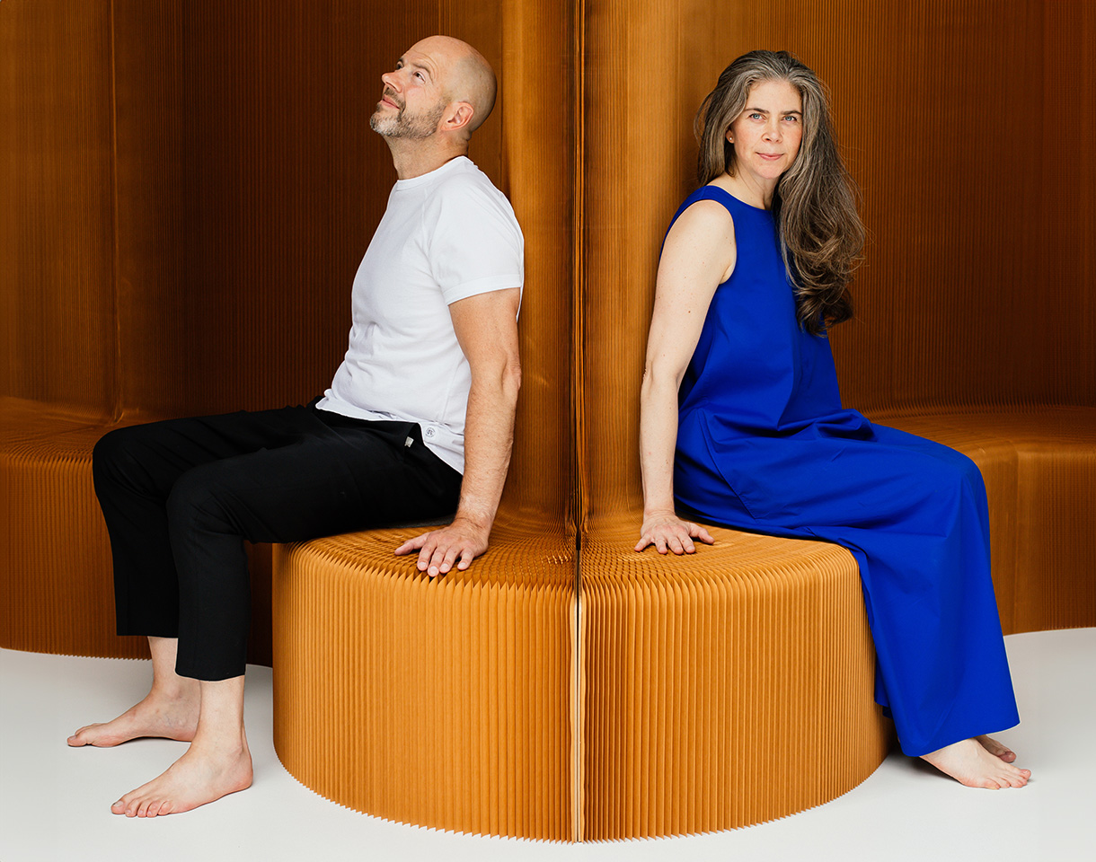 Stephanie Forsythe Todd MacAllen-Portrait by Alana-Paterson 01